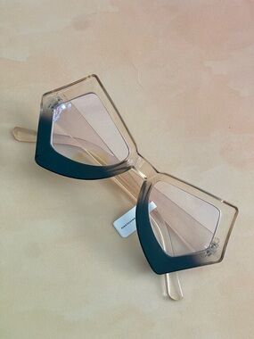 Anthropologie Clear Tea - Black Bottom Frame Anti Blue Light Oversized Glasses